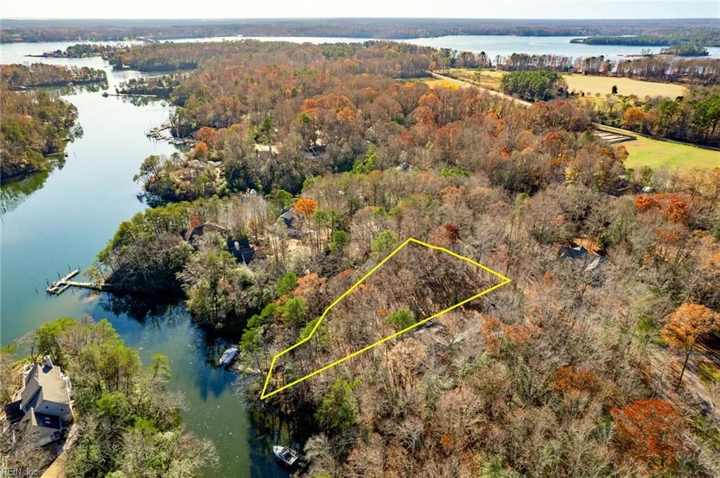 .51+AC Oyster Cove LNDG, HARTFIELD VA 23071