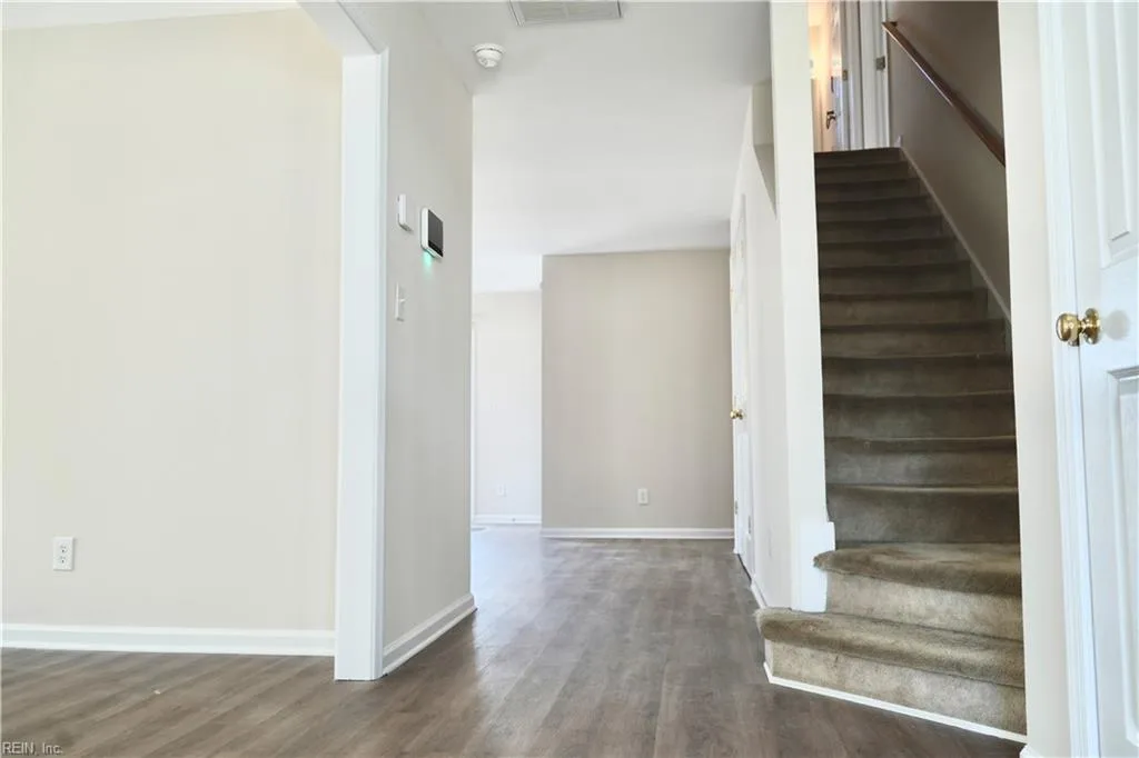 103 Deep Creek RD, NEWPORTNEWS VA 23606 - Photo 5