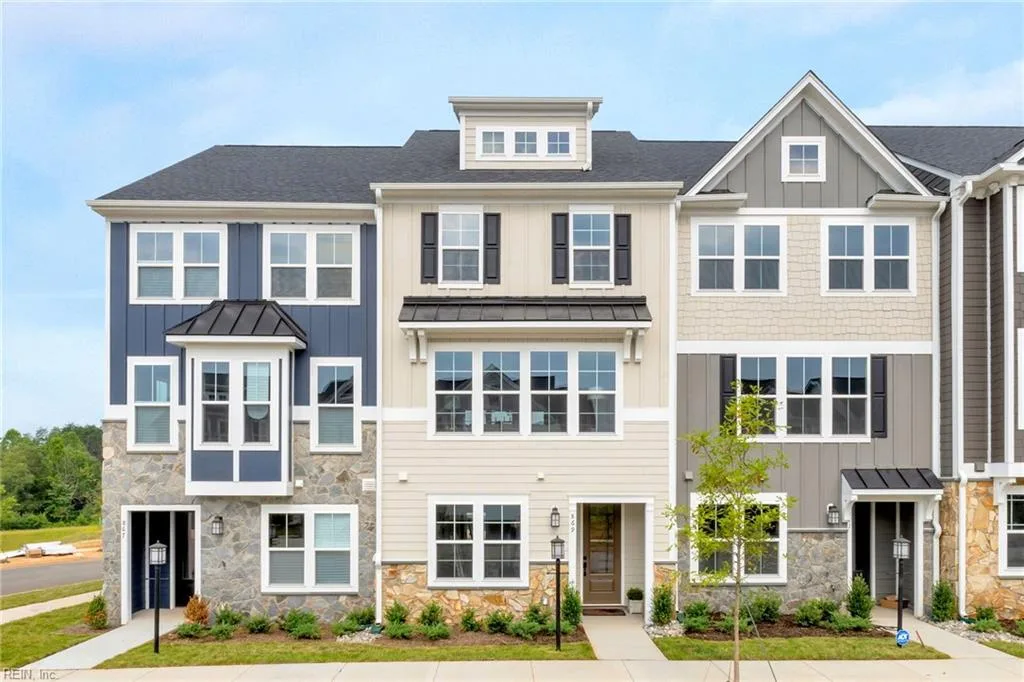 127 Bracewell LN, YORKTOWN VA 23692
