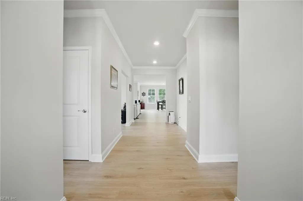 4315 Edgewater LN, SUFFOLK VA 23435 - Photo 5