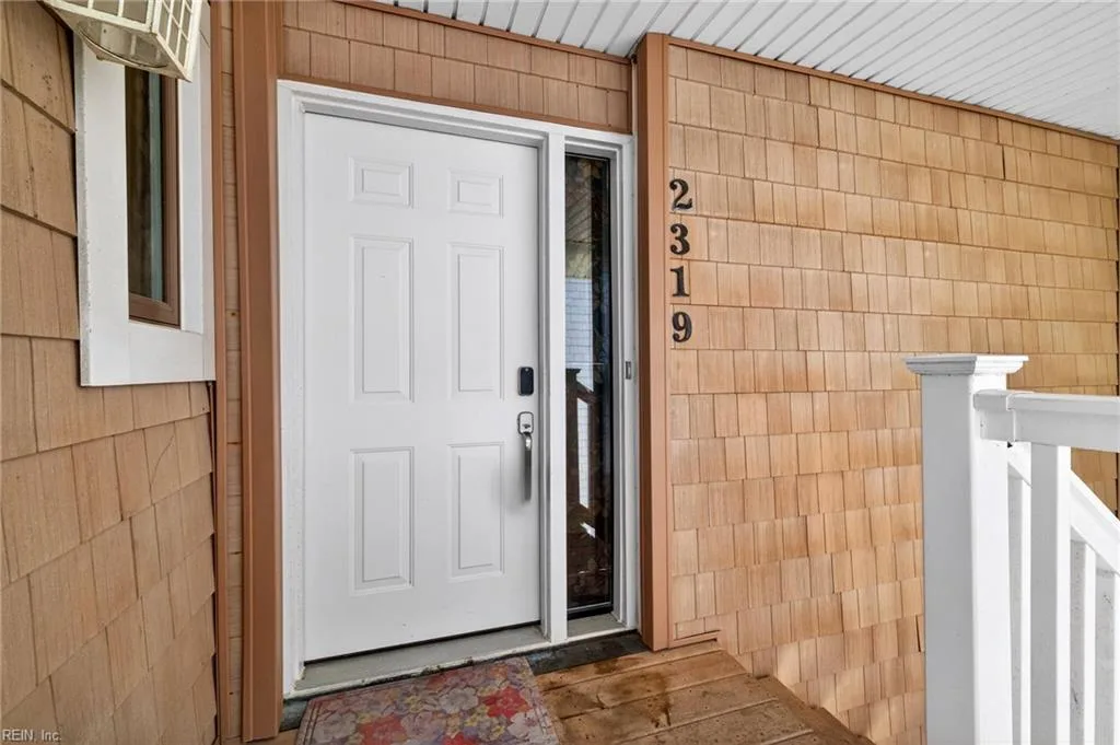 2319 Beach Castle LN, VIRGINIABEACH VA 23451 - Photo 5