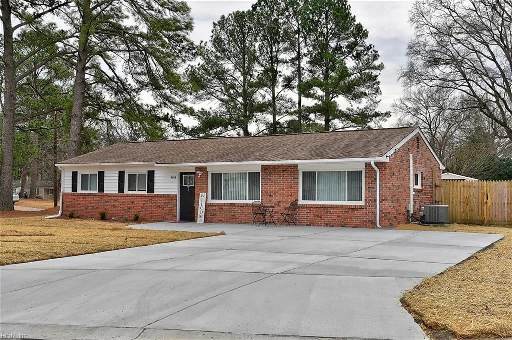 4304 Mineola DR, Chesapeake — 4 bed Residential, 1,325 sqft