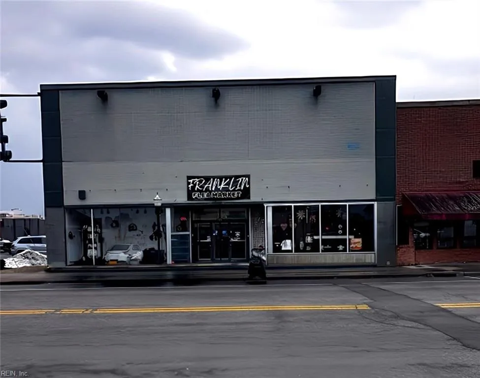 115 E 2nd AVE, FRANKLIN VA 23851