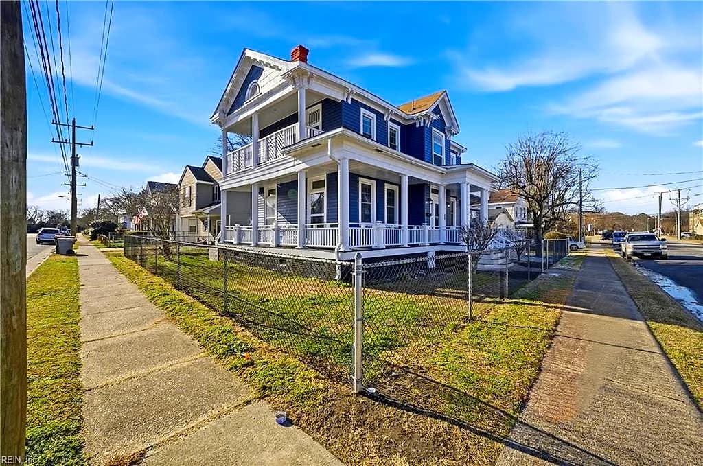 26 Downes ST, HAMPTON VA 23663 - Main photo