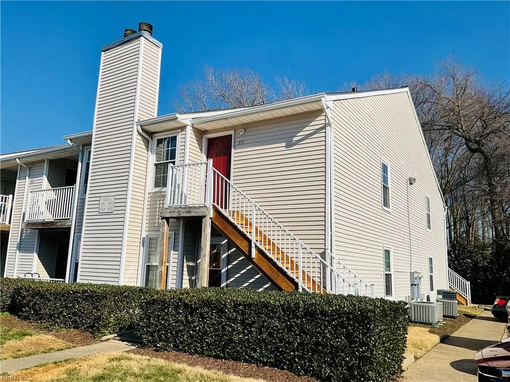 551 Pier CT #204, VIRGINIABEACH VA 23462 - Photo 2