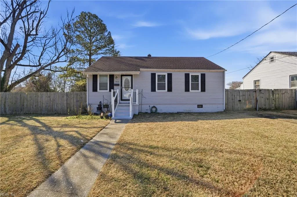 1831 Broadfield RD, Norfolk — 3 bed Residential, 927 sqft