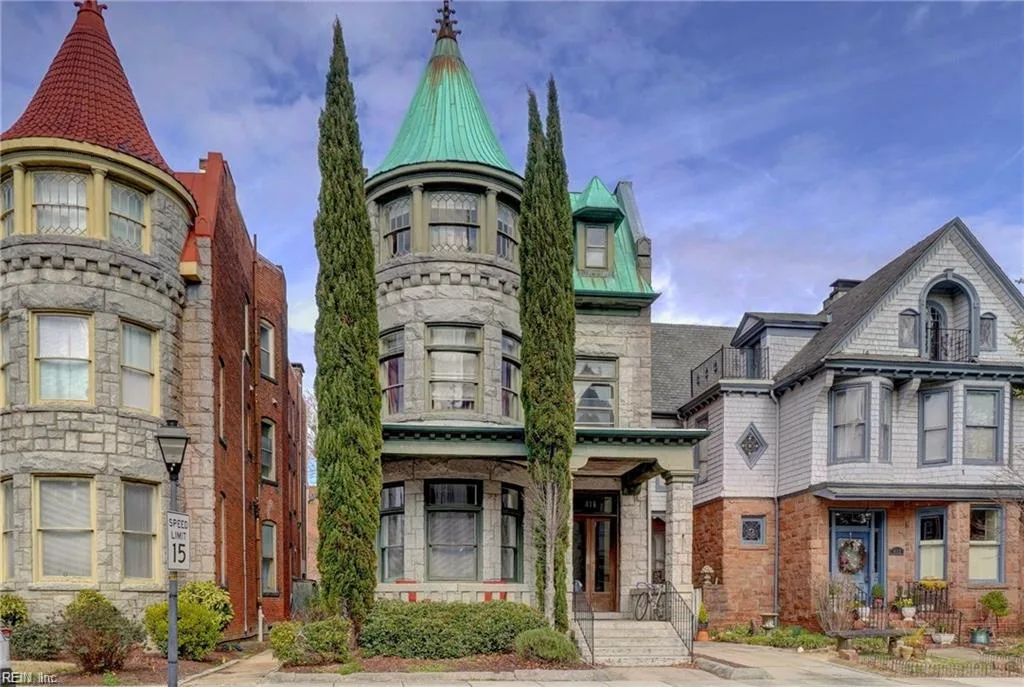 416 Pembroke AVE #C, Norfolk — 1 bed Residential, 800 sqft