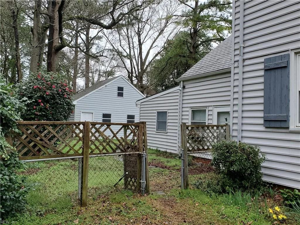 1600 Cedar LN, NORFOLK VA 23508 - Photo 4
