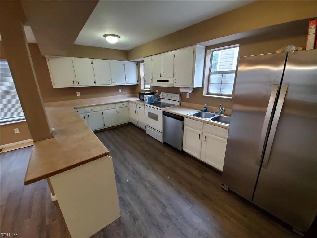 1536 W 40th ST, NORFOLK VA 23508 - Photo 5