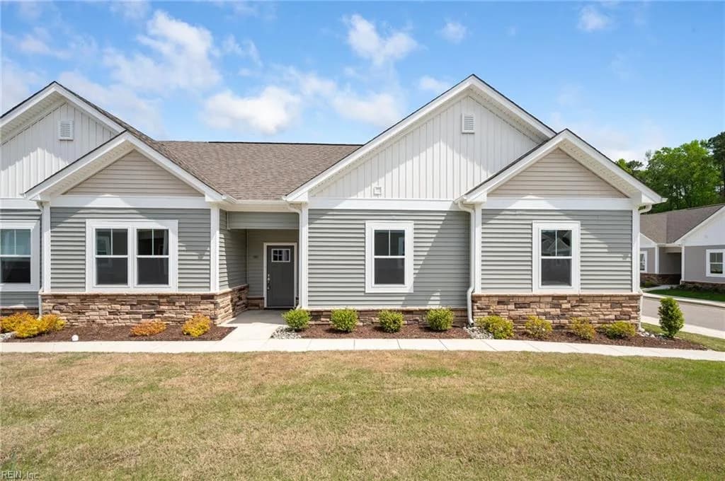 1101 Capella LN #C, SUFFOLK VA 23434 - Photo 3