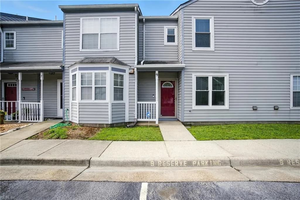 9 Bayview CT, HAMPTON VA 23664 - Photo 2