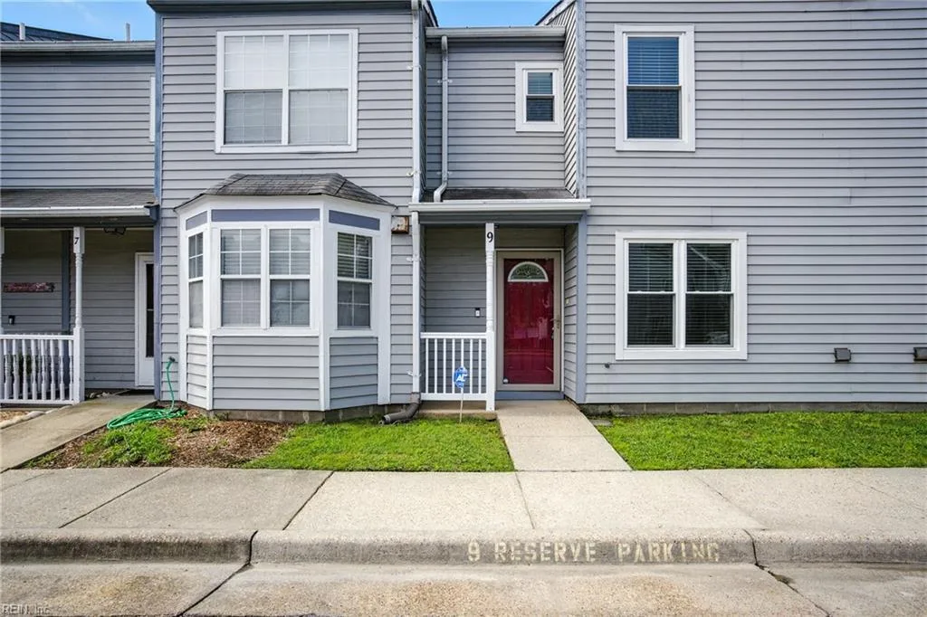 9 Bayview CT, HAMPTON VA 23664 - Photo 4