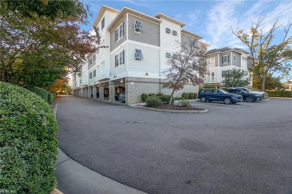 7922 Shore DR #205, NORFOLK VA 23518 - Photo 2