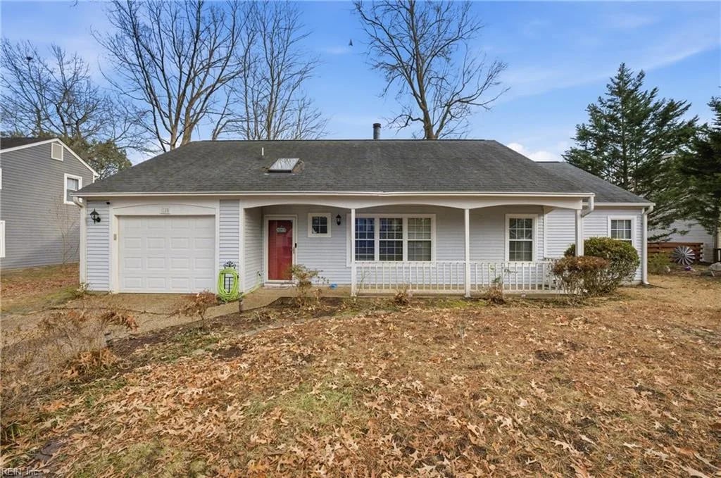 180 Abbey CT, Newport News — 3 bed Residential, 1,372 sqft