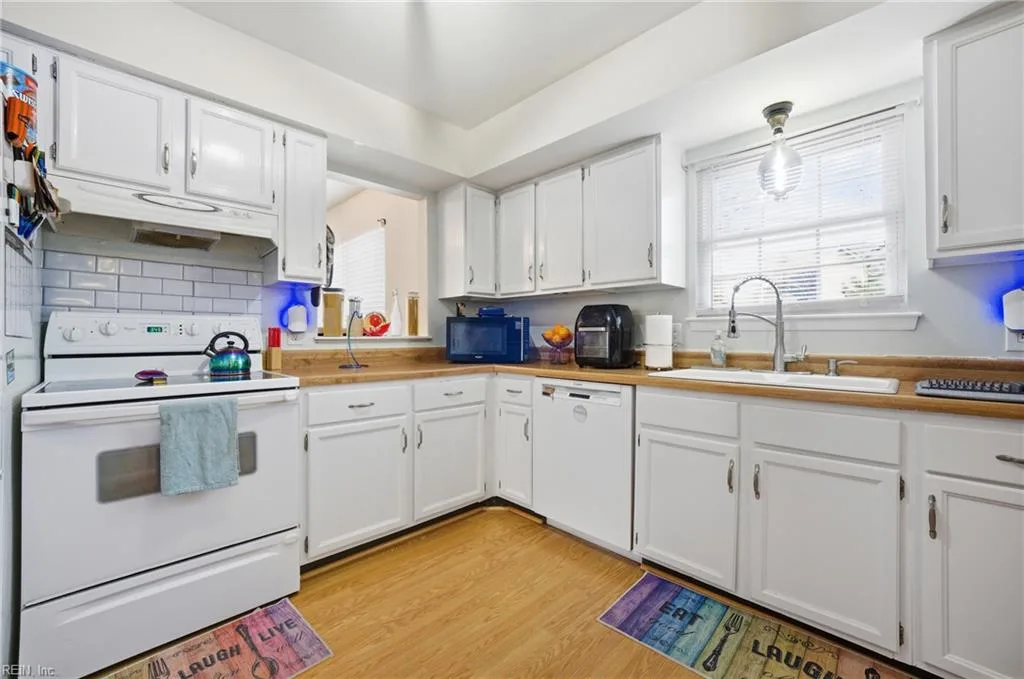 180 Abbey CT, NEWPORTNEWS VA 23602 - Photo 4