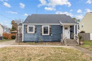 8021 Crescent RD, Norfolk — 3 bed Residential, 1,260 sqft