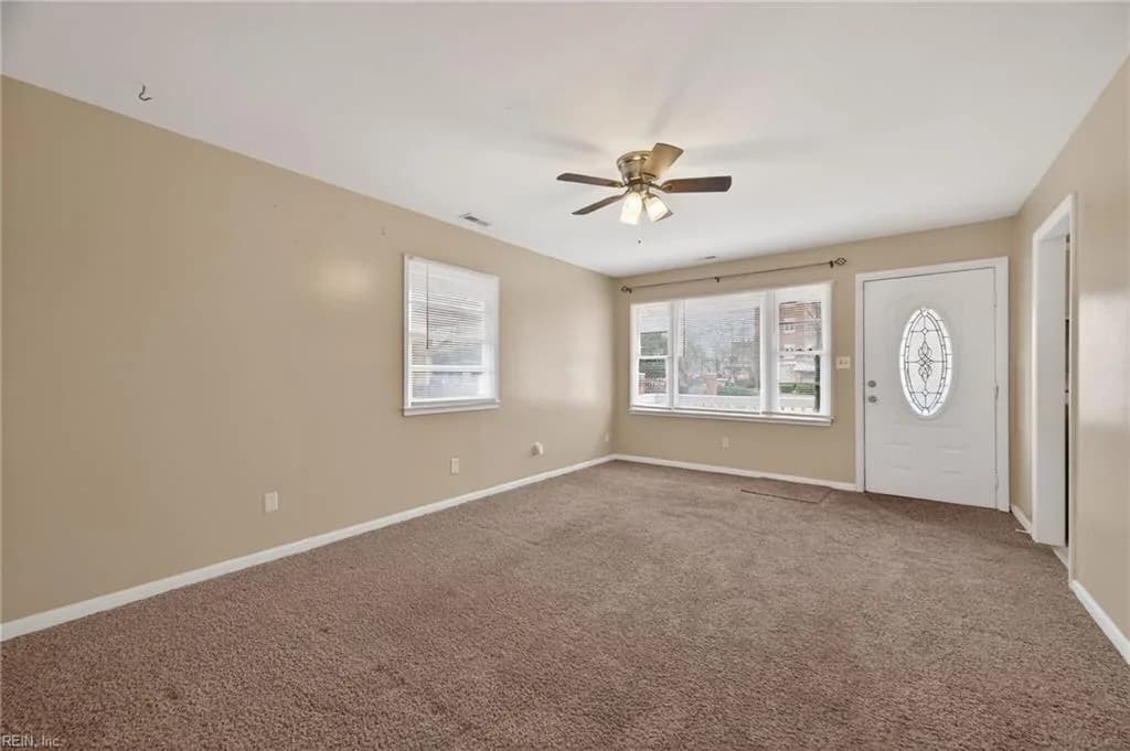911 36th ST, NEWPORTNEWS VA 23607 - Photo 5