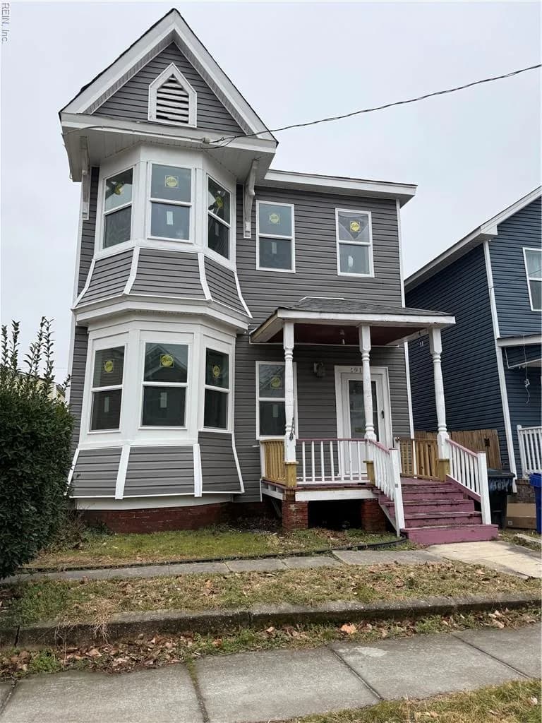 1913 County ST, PORTSMOUTH VA 23704 - Photo 2