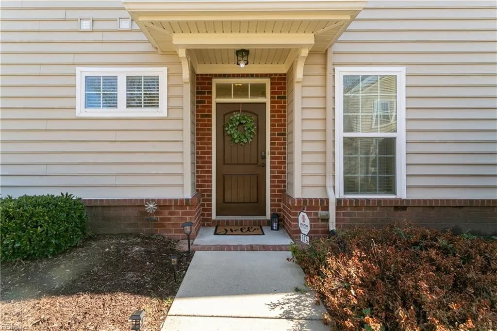 817 Harvest Green LN, CHESAPEAKE VA 23320 - Photo 5