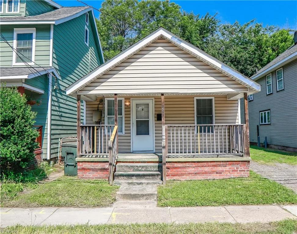 2511 Tidewater DR, NORFOLK VA 23504 - Photo 2