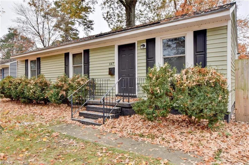 647 Daniel DR, Newport News — 3 bed Residential, 1,100 sqft