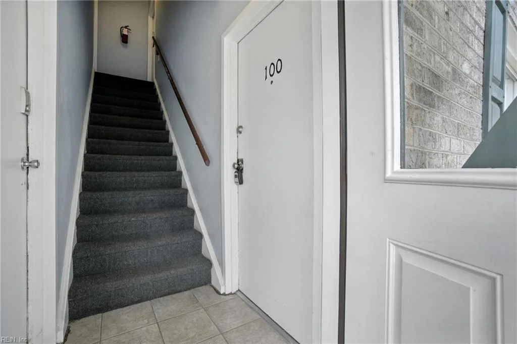 905 Leisure SQ #100, VIRGINIABEACH VA 23451 - Photo 3