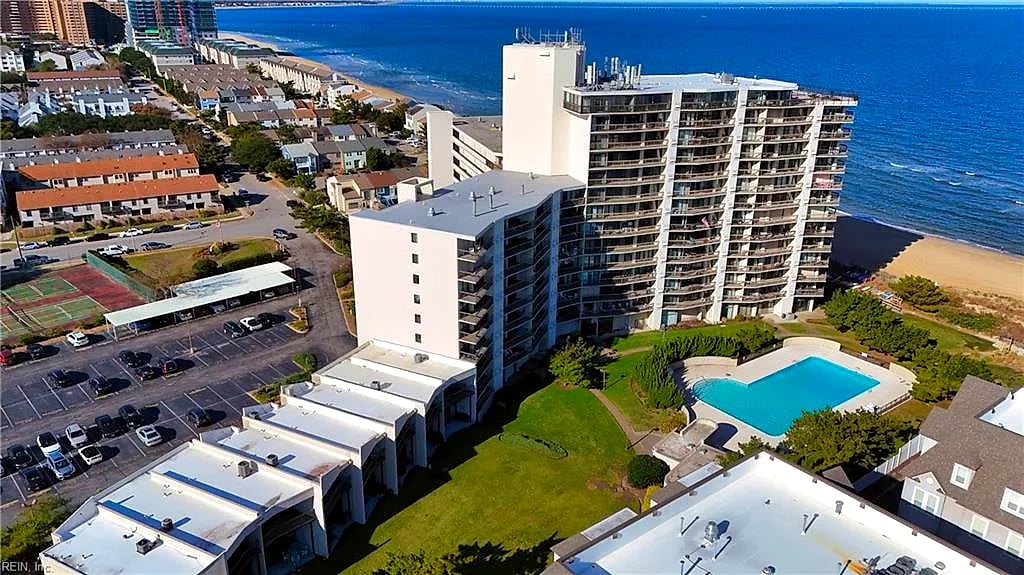 2830 Shore DR #200, Virginia Beach — 2 bed Residential, 1,094 sqft