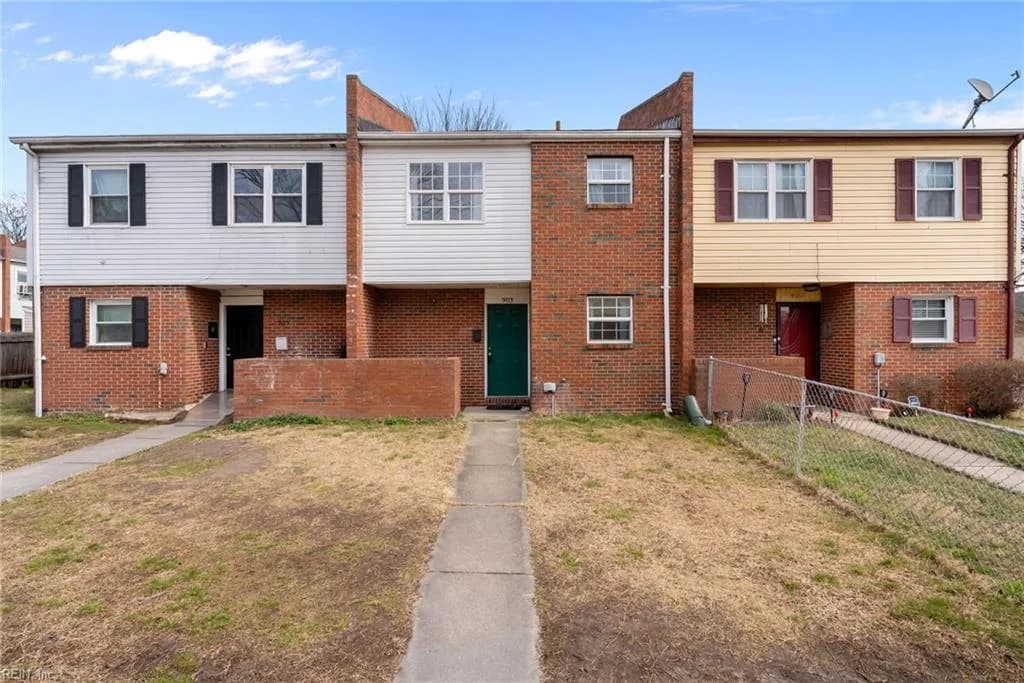 903R Sherman LN, NORFOLK VA 23523 - Main photo