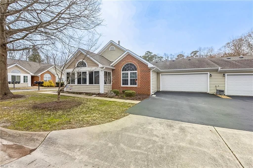 111 Pond VW, Yorktown — 2 bed Residential, 1,484 sqft
