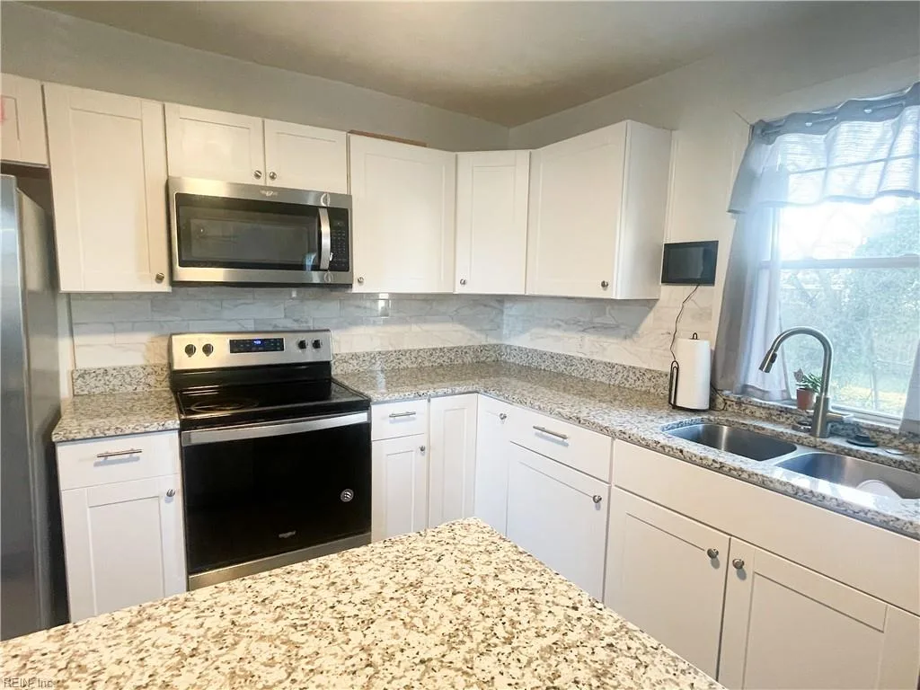 1307 Hatton ST, NORFOLK VA 23523