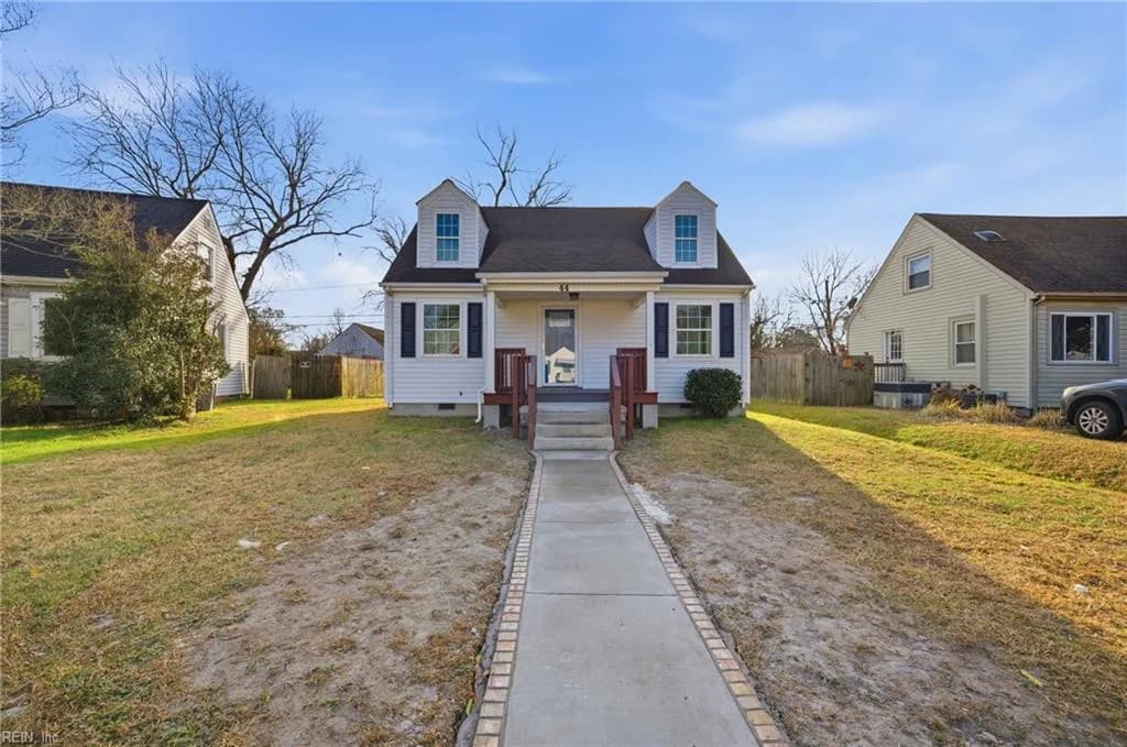 44 Henry ST, HAMPTON VA 23669 - Main photo