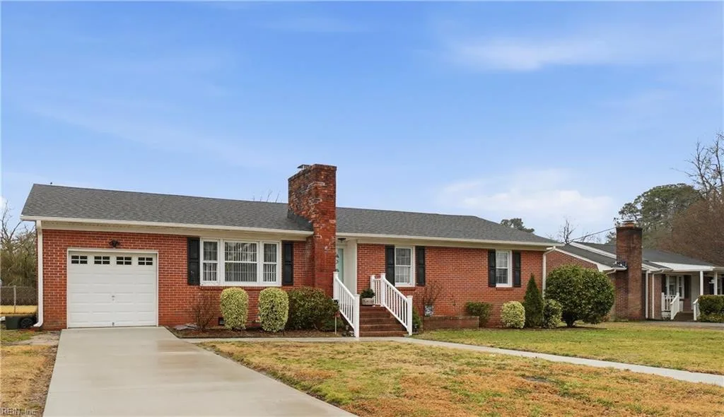 1523 Art CT, Suffolk — 3 bed Residential, 1,745 sqft