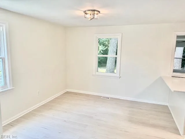 107 Sinclair ST, NORFOLK VA 23505 - Photo 4