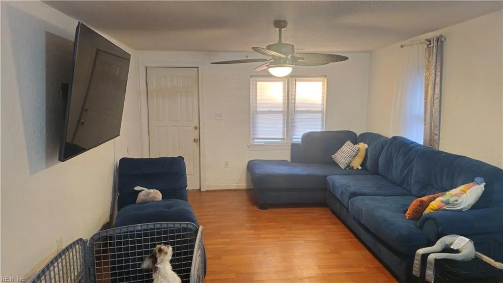 1819 Martin AVE, CHESAPEAKE VA 23324 - Photo 4