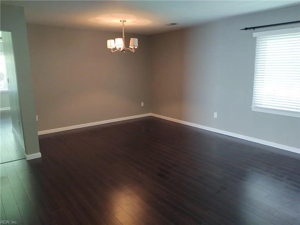 1921 Shepherds GATE, CHESAPEAKE VA 23320 - Photo 5
