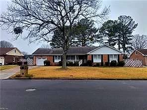 2224 Lloyd DR, CHESAPEAKE VA 23325 - Main photo
