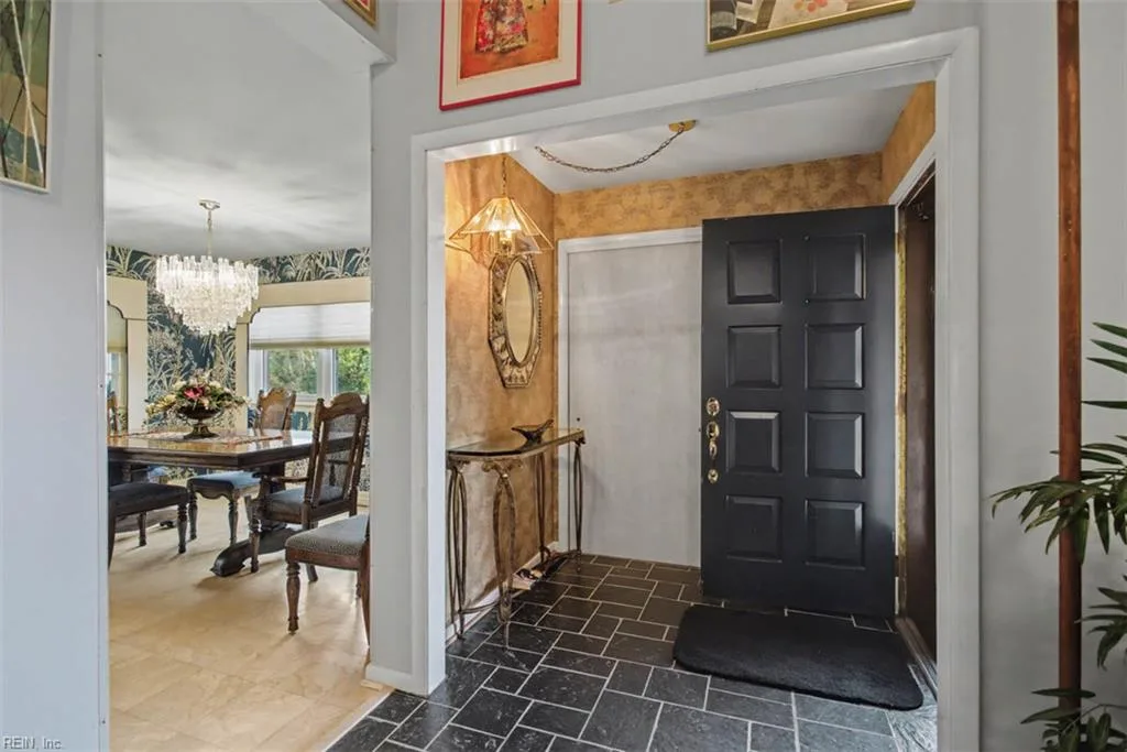 5 Crestmont PL, NEWPORTNEWS VA 23606 - Photo 4