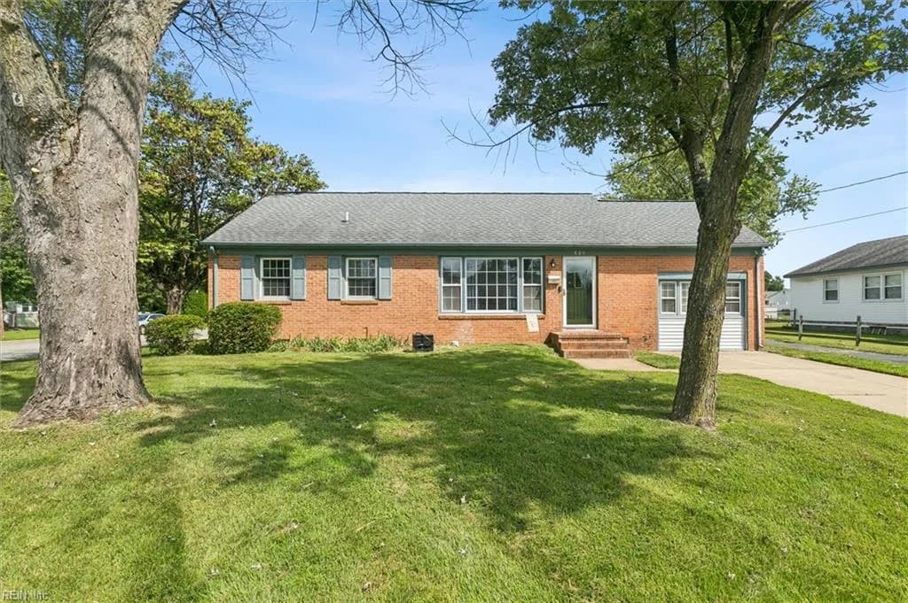 806 Carnation DR, NEWPORTNEWS VA 23608 - Photo 3