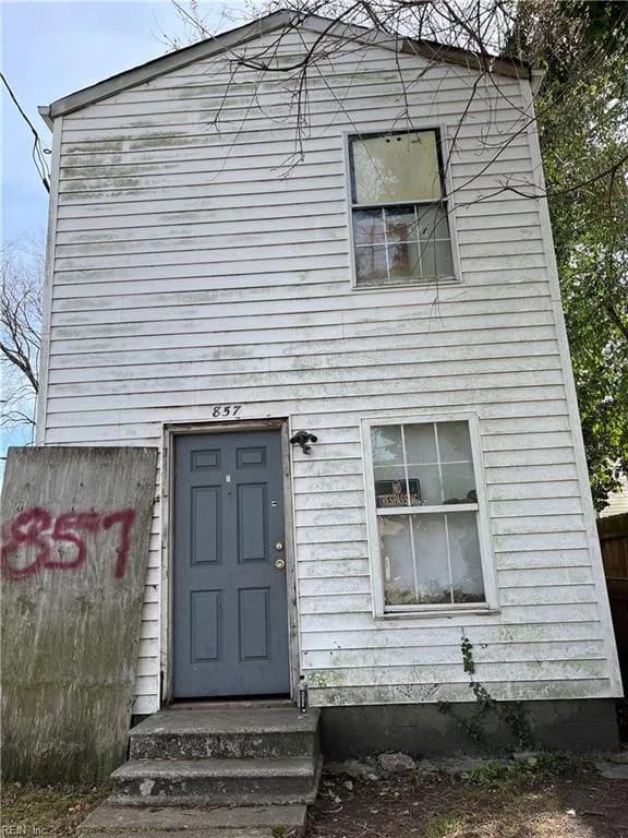 857 B AVE, NORFOLK VA 23504 - Photo 2