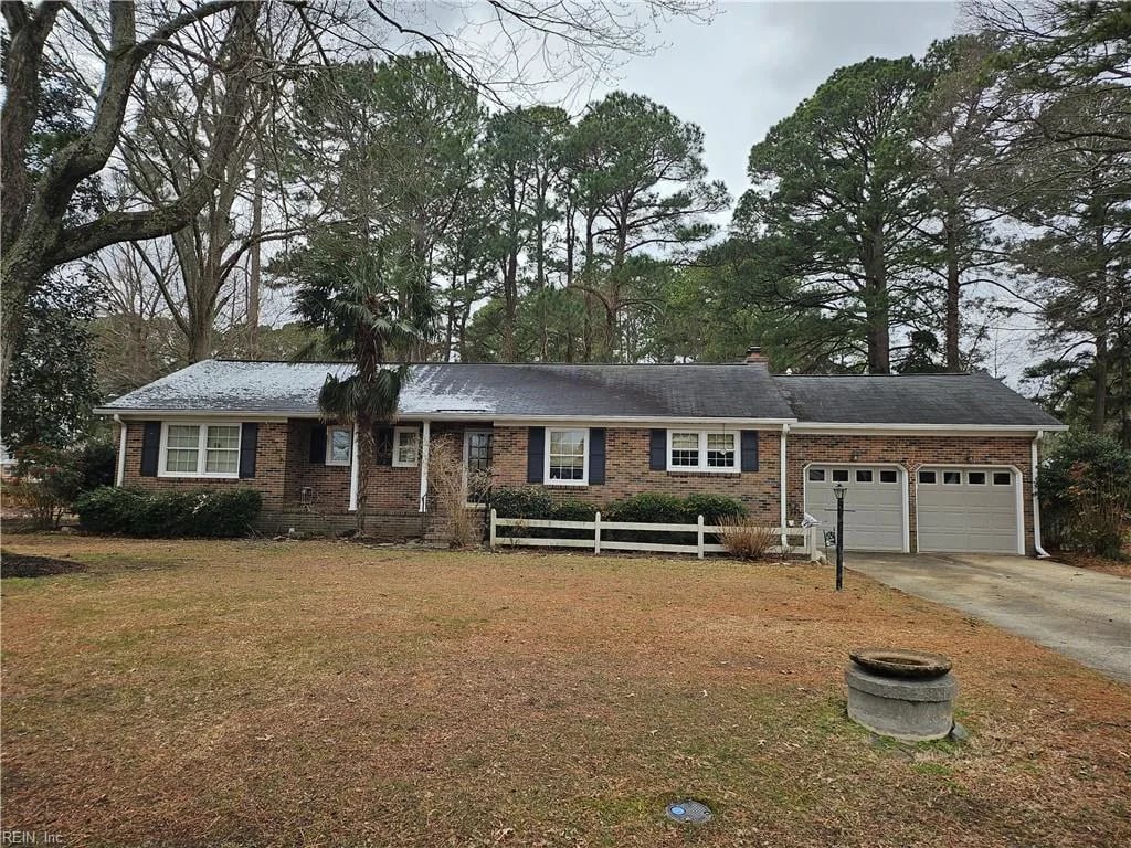 107 Cherry Point DR, Yorktown — 3 bed Residential, 1,554 sqft
