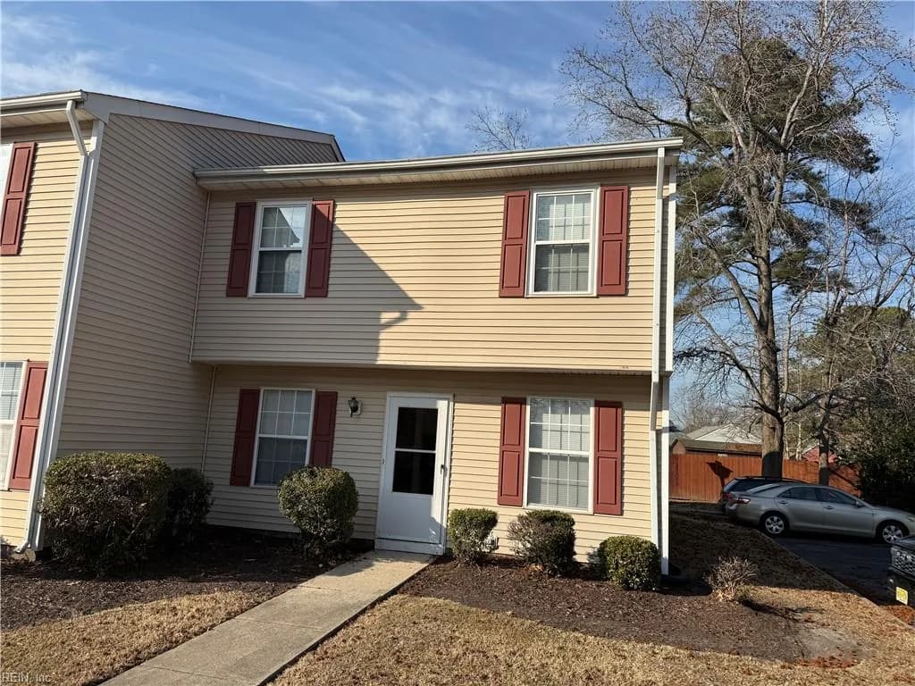 3464 Clover Meadows DR, CHESAPEAKE VA 23321 - Photo 2