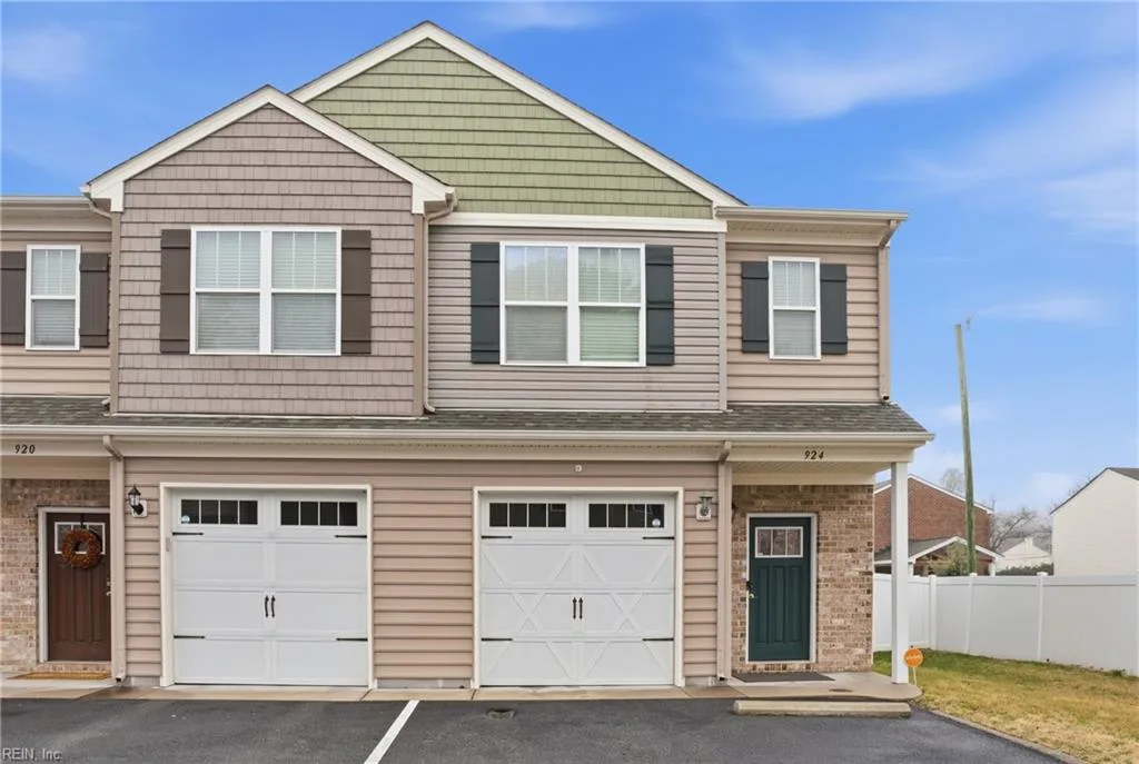 924 Deep Branch WAY, CHESAPEAKE VA 23323 - Photo 3