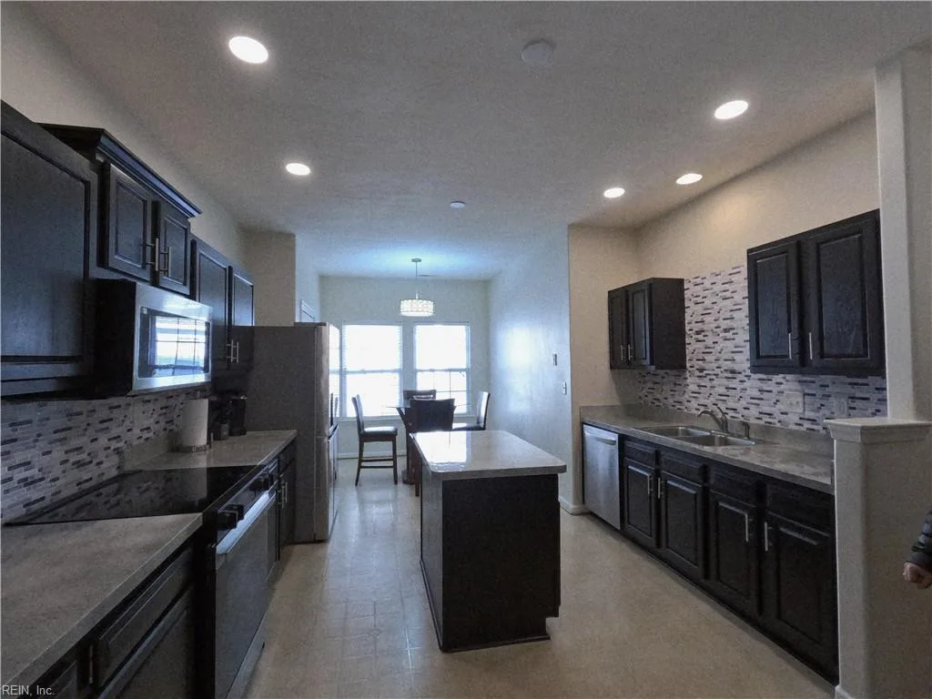 4025 Palmer CT, SUFFOLK VA 23435
