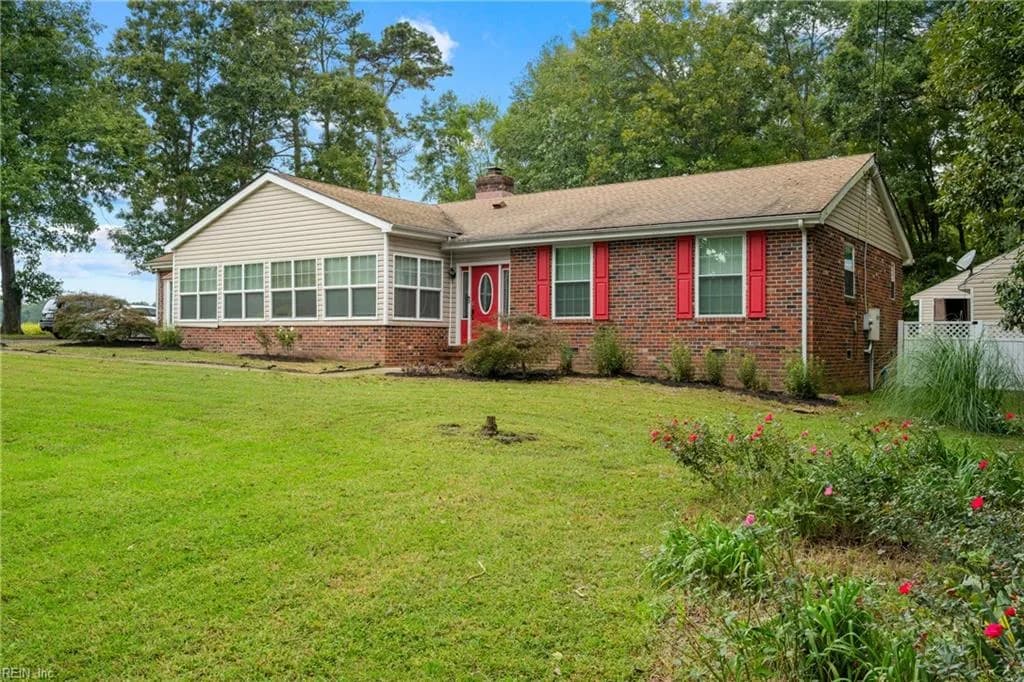 10100 Southampton RD, DISPUTANTA VA 23842 - Photo 3
