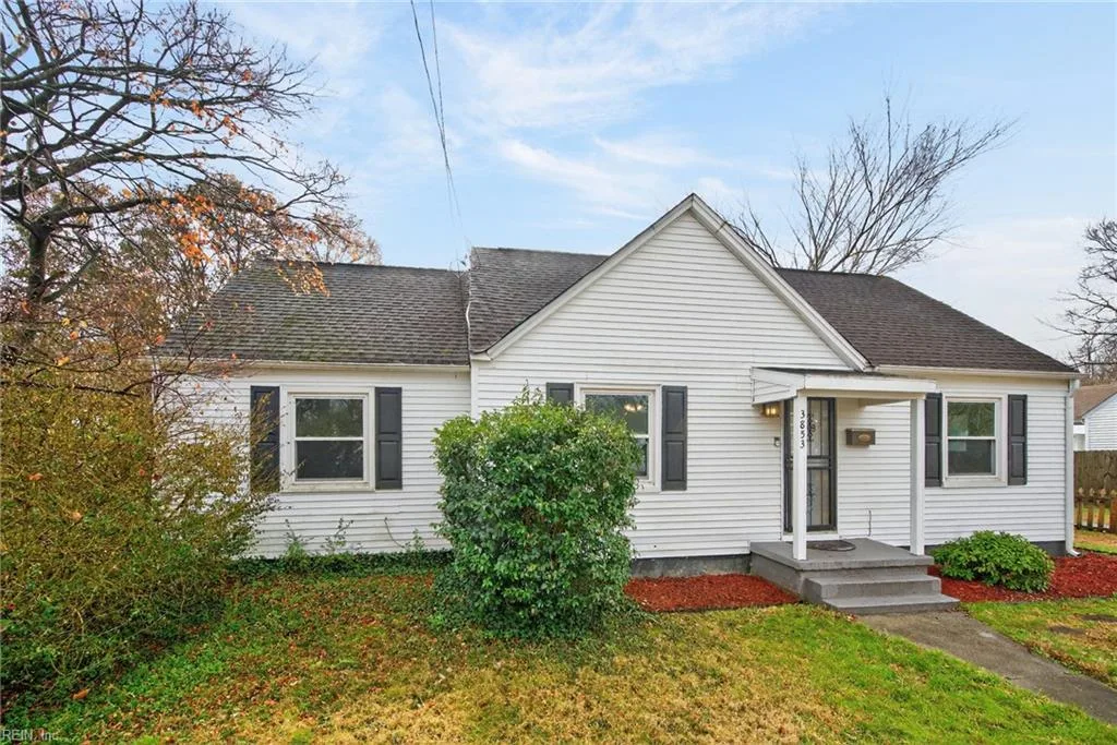 3853 Robin Hood RD, Norfolk — 3 bed Residential, 1,830 sqft