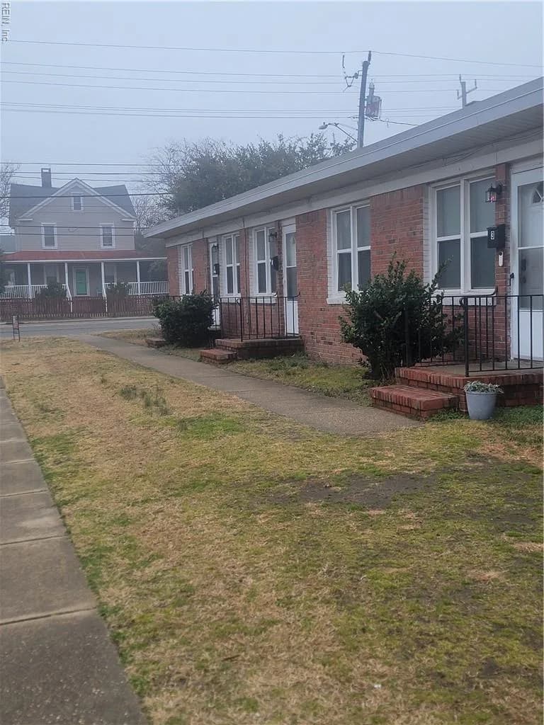 1381 W Ocean View AVE #2, NORFOLK VA 23503 - Main photo