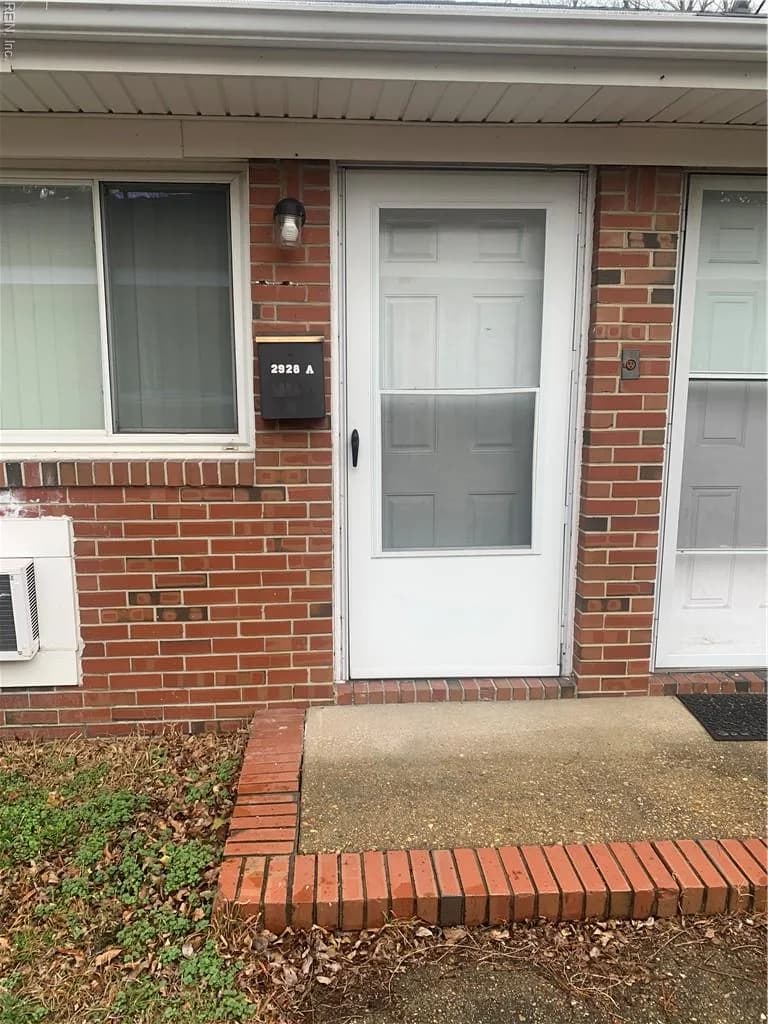 2928 Tidewater DR #A, NORFOLK VA 23509 - Photo 3