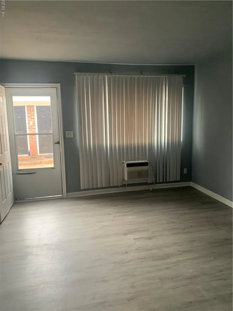 2928 Tidewater DR #A, NORFOLK VA 23509 - Photo 4