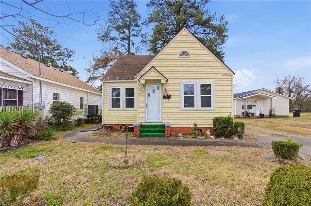 409 Perry ST, ELIZABETHCITY NC 27909 - Main photo