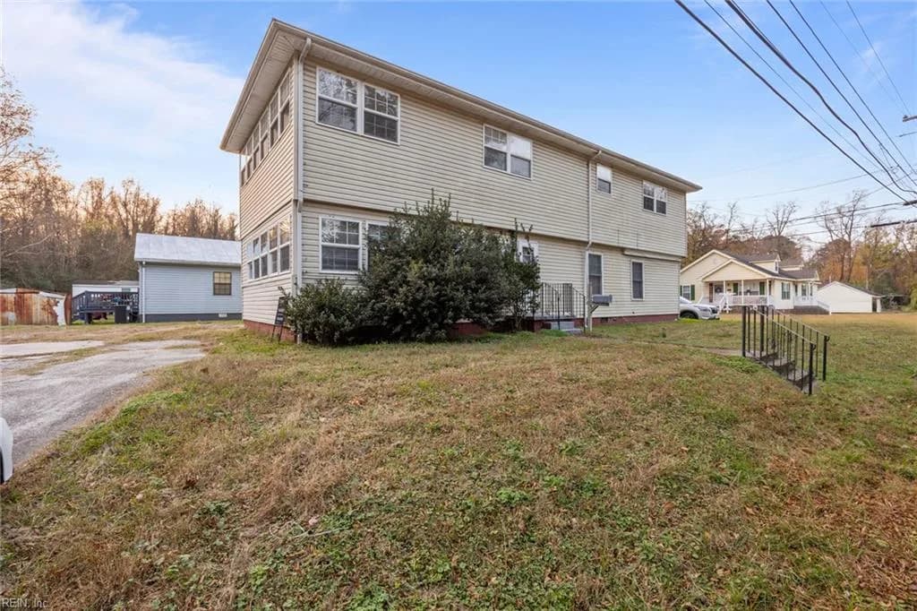 421 Hollywood AVE, SUFFOLK VA 23434 - Photo 3